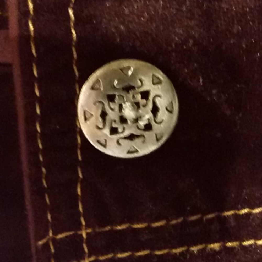 Blazer - Picture 4 of 7